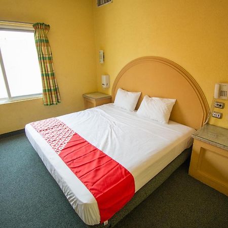 Auto Hotel Hacienda Arriba レオン エクステリア 写真