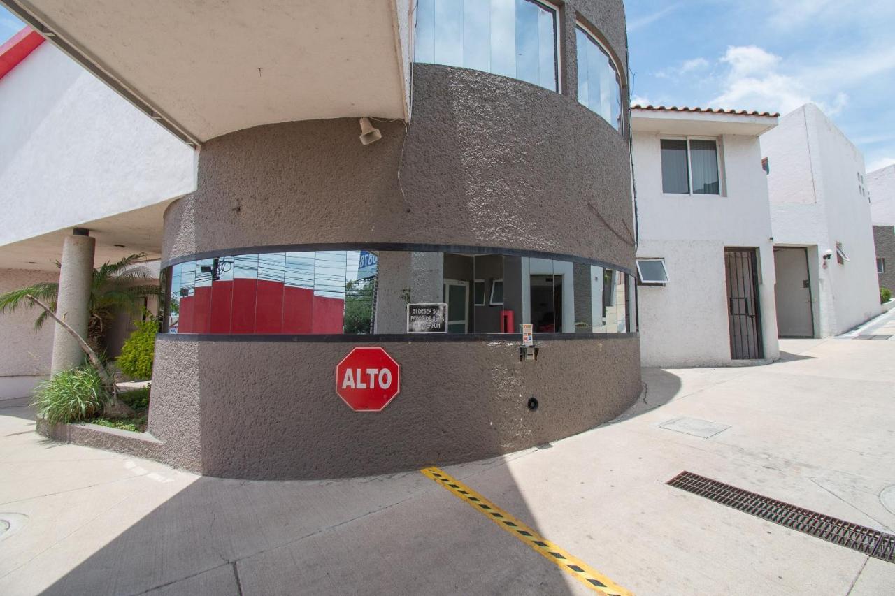 Auto Hotel Hacienda Arriba レオン エクステリア 写真