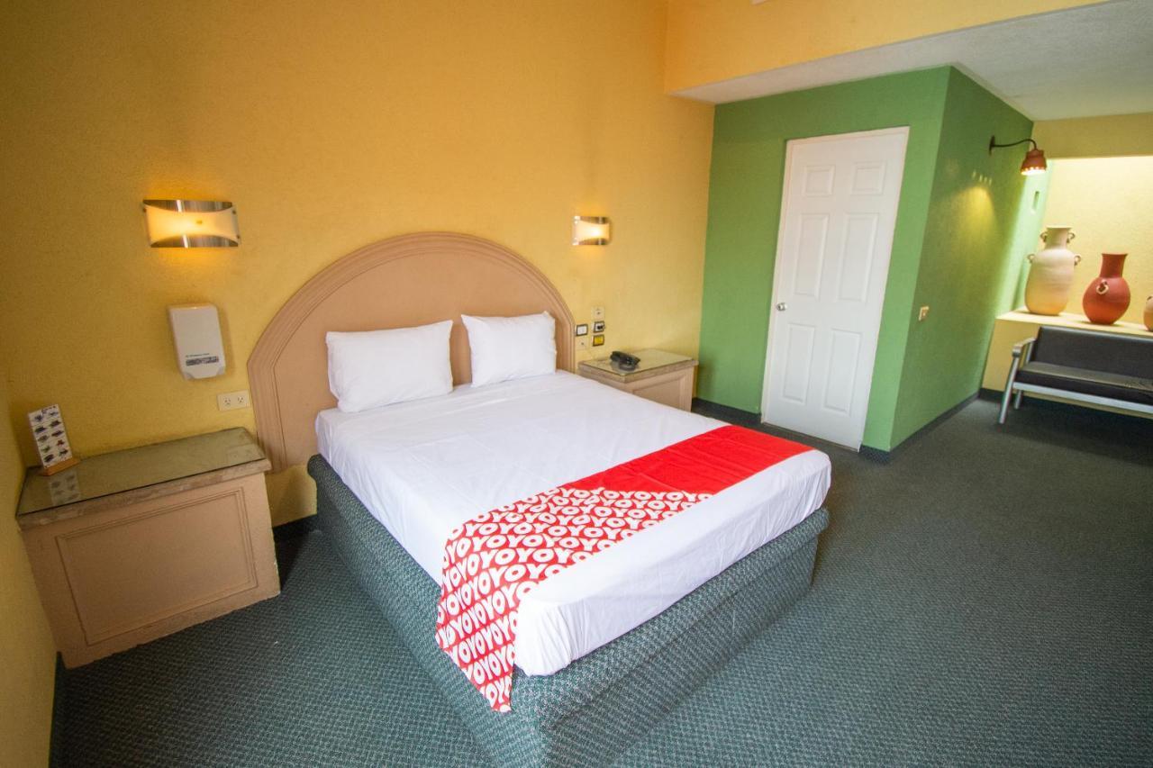 Auto Hotel Hacienda Arriba レオン エクステリア 写真