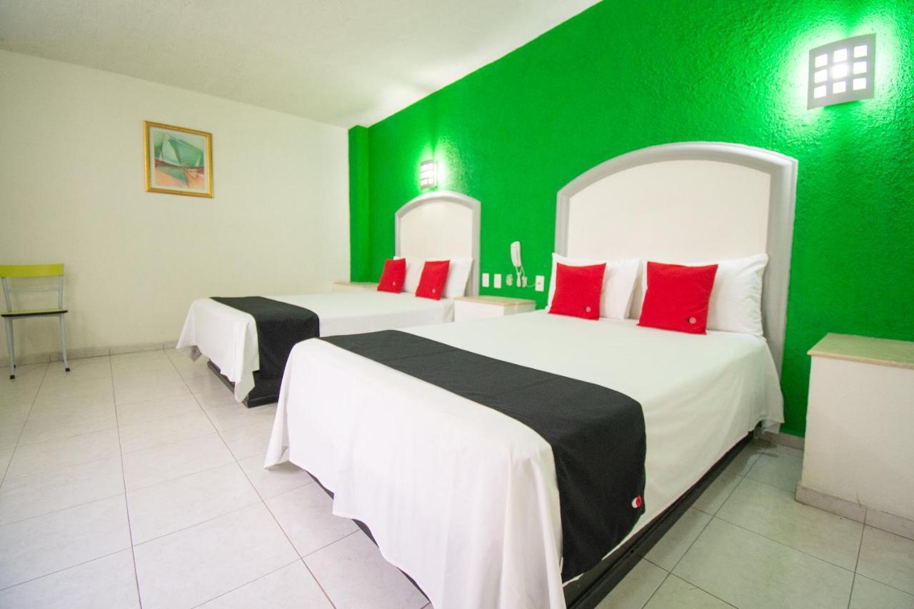 Auto Hotel Hacienda Arriba レオン エクステリア 写真